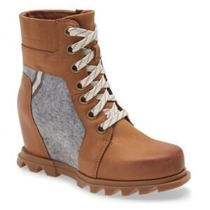 Sorel Joan of Arctic Wedge III Lexie Lace Up Boots, Size 9.5, Taffy/Gum 👍